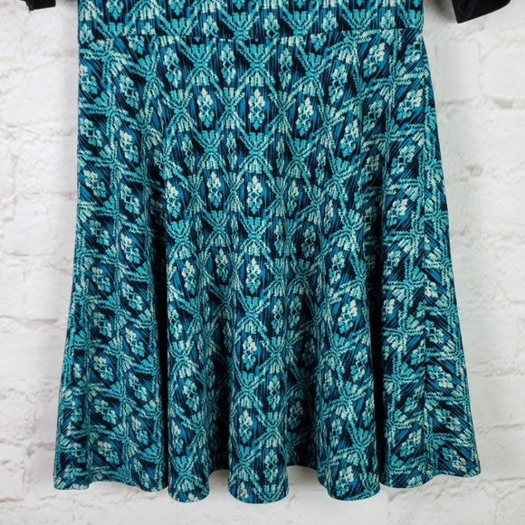 🏷️🏷️ Bundle 2/$12 or 3/$15🏷️🏷️ Bonnie Jean girls green pattern dress size 16 - Picture 4 of 9